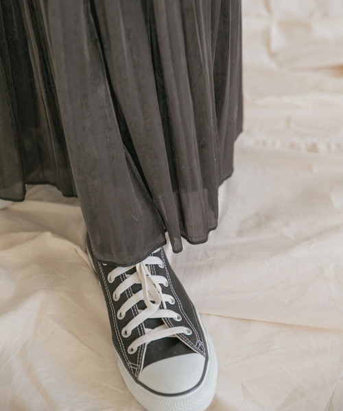 ITEMS URBANRESEARCH（アイテムズ アーバンリサーチ）の「シャイニープリーツスカート（スカート・レディース・ブラック/モカ/ライトカーキ/グレー系その他・FREE）」の19枚目の写真