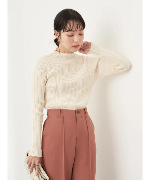 earth music&ecology（アースミュージックアンドエコロジー）の「ランダムリブニットプルオーバー＊（ニット/セーター・レディース・ブラック/サックスブルー/アイボリー/モカ・S/M）」の5枚目の写真