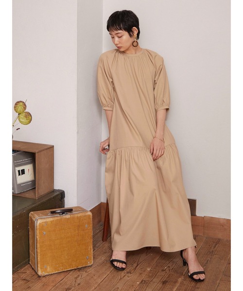 armonia(アルモニーア)の「armonia.裾切換えフレアワンピース(ワンピース・レディース・ベージュ/ネイビー・FREE)」の12枚目の写真