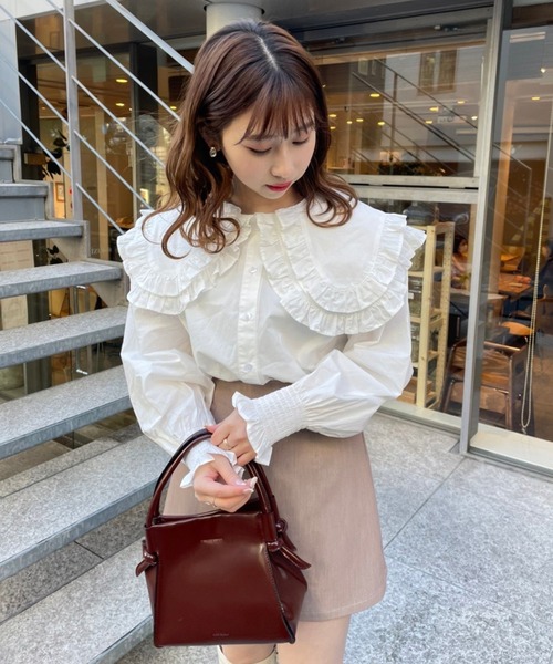 one after another NICE CLAUP（ワンアフターアナザーナイスクラップ）の「推しウケ圧勝　ビックカラーブラウス（シャツ/ブラウス・レディース・オフホワイト/ブルー/ブラック系その他/ブルー系その他・FREE）」の21枚目の写真