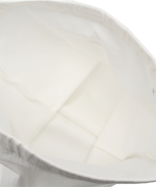 BEAMS BOY(ビームスボーイ)の「SOFT CREAM / ロゴ ナップサック(バックパック/リュック・レディース・ホワイト/ブラック・ONE SIZE)」の11枚目の写真