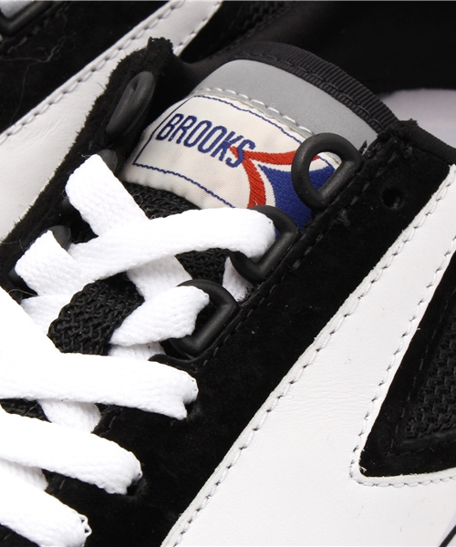 BROOKS（ブルックス）の「メンズ ブルックス チャリオット MENS BROOKS CHARIOT（スニーカー・メンズ・ブラック/バーガンディー/ネイビー・27.5cm/27cm/26cm/26.5cm）」の4枚目の写真