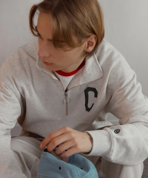 COVERNAT（カバーナット）の「【COVERNAT】C LOGO HALF ZIP-UP SWEAT SHIRTS / カバーナット Cロゴ ハーフ ジップアップ スウェットシャツ（スウェット・メンズ・ブラック/グレー・SMALL/MEDIUM/LARGE/X-LARGE）」の5枚目の写真