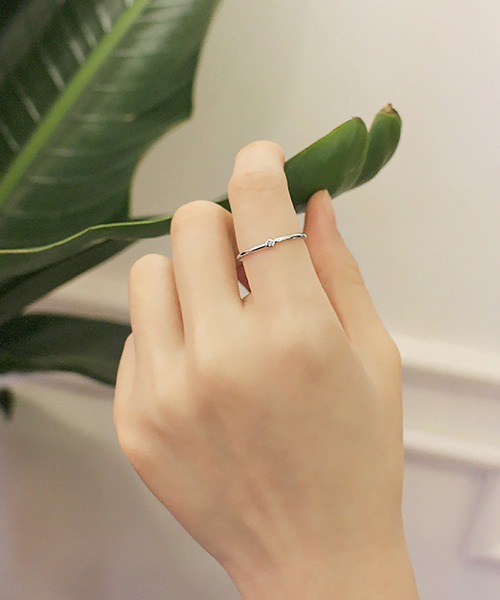 ABBEY MARKET(アビーマーケット)の「Silver925 シルバーリング シンプルリング キュービックジルコニア(リング・レディース・ゴールド/ピンクゴールド/シルバー・FREE)」の4枚目の写真