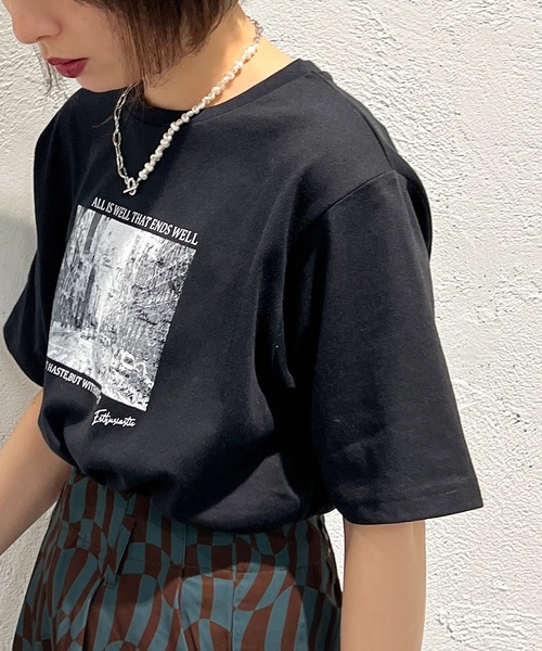 apres jour mignon(アプレジュールミニョン)の「フォトプリントT【ZOZOTOWN限定アイテム】(Tシャツ/カットソー・レディース・ホワイト系その他/オフホワイト/ブラック系その他/ライトイエロー/ブラック・フリー/X-LARGE)」の5枚目の写真
