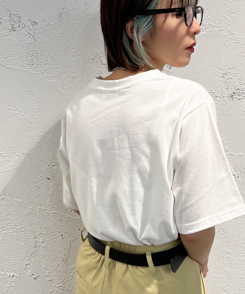 apres jour mignon(アプレジュールミニョン)の「フォトプリントT【ZOZOTOWN限定アイテム】(Tシャツ/カットソー・レディース・ホワイト系その他/オフホワイト/ブラック系その他/ライトイエロー/ブラック・フリー/X-LARGE)」の8枚目の写真