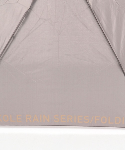 LAKOLE（ラコレ）の「大判レタリング折り畳み傘 / 258377（折りたたみ傘・レディース・イエロー/グレー/ネイビー/マスタード/ライトグレー/チャコール/ベージュ・FREE）」の17枚目の写真