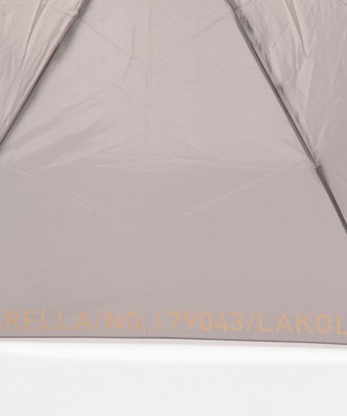 LAKOLE（ラコレ）の「大判レタリング折り畳み傘 / 258377（折りたたみ傘・レディース・イエロー/グレー/ネイビー/マスタード/ライトグレー/チャコール/ベージュ・FREE）」の20枚目の写真