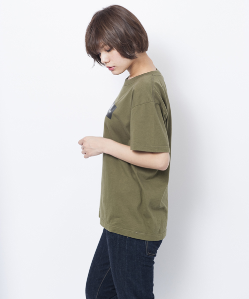 MILKFED.（ミルクフェド）の「S/S BASIC TEE BAR　（Tシャツ/ロゴ）（Tシャツ/カットソー・レディース・ホワイト/ブラック/ネイビー/オリーブ・MEDIUM/SMALL）」の9枚目の写真