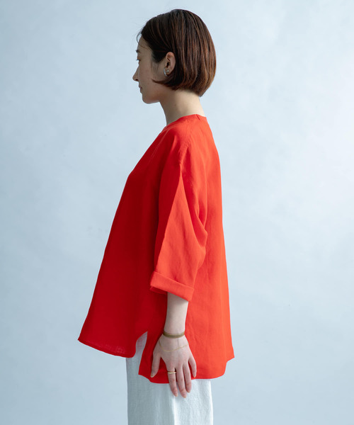 FORK&SPOON（フォークアンドスプーン）の「FORK&SPOON　リネン混布帛Tシャツ（Tシャツ/カットソー・レディース・チャコールグレー/ベージュ/レッド・1）」の8枚目の写真