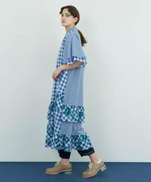 FRAPBOIS(フラボア)の「エアーチェック ワンピース(ワンピース・レディース・ブラック/ブルー・1/0)」の16枚目の写真