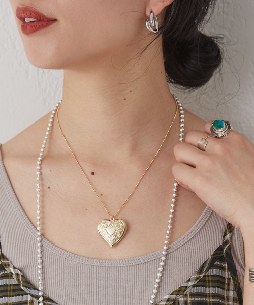 SHENERY（シーナリー）の「【WEB限定】ハートロケットネックレス（ネックレス・レディース・ゴールド/シルバー・FREE）」の3枚目の写真