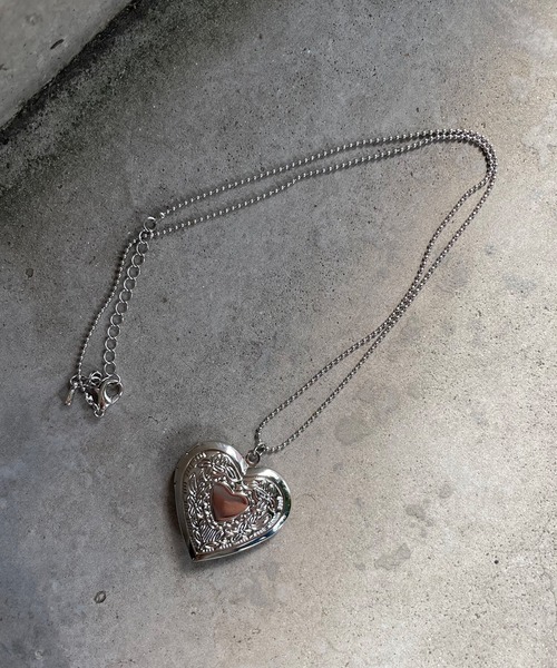 SHENERY（シーナリー）の「【WEB限定】ハートロケットネックレス（ネックレス・レディース・ゴールド/シルバー・FREE）」の18枚目の写真