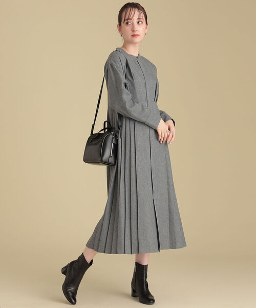 Ray BEAMS(レイビームス)の「YAHKI / ソフト ダブルフェイス ショルダーバッグ(ショルダーバッグ・レディース・ブラック・ONE SIZE)」の4枚目の写真