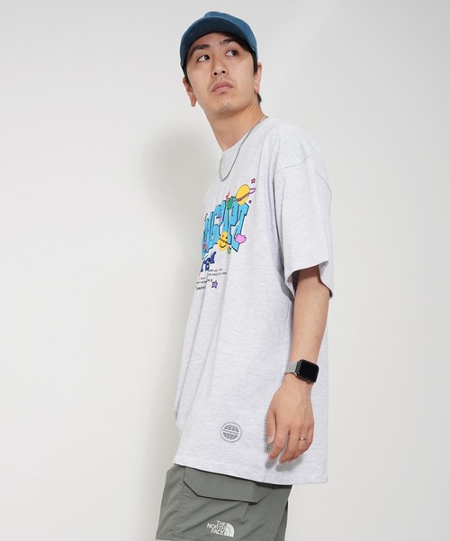 Paragraph（パラグラフ）の「Paragraph(パラグラフ) アーチロゴ スマイル 半袖Tシャツ（Tシャツ/カットソー・メンズ・ライトグレー/パープル/イエロー/ブルー/グリーン/アイボリー/チャコール・FREE）」の21枚目の写真