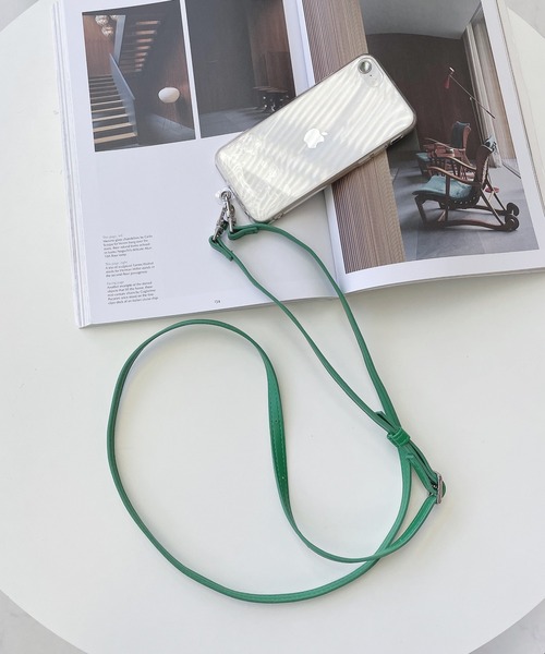 AS KNOW AS plus(アズノゥアズプラス)の「スマホ☆チェーン・パールストラップ(スマホグッズ・レディース・その他/シルバー系/ゴールド系/ゴールド系1/その他1/ゴールド系2/ゴールド系3/ゴールド系4/パイソン/ブラック/アニマル/グリーン/アイボリー/シルバー系2/マルチ/ホワイト系/パープル/ブラック系/シルバー/ベージュ/ベージュ系/ブラック系1/ホワイト系1/ブラック系2/オレンジ系2/パープル系2/クリア/ピンク系2/グリーン系2/アイボリー系3/ブラック系3/ベージュ系3/ブラウン系3・FREE)」の15枚目の写真