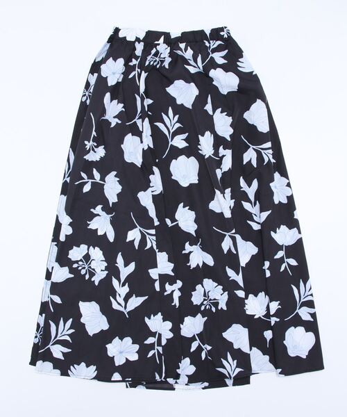 MOUSSY(マウジー)の「FLOWER PRINT WRAP スカート(スカート・レディース・オフホワイト/ブラック系その他/グリーン系その他・2/1)」の5枚目の写真
