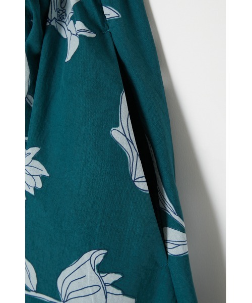 MOUSSY(マウジー)の「FLOWER PRINT WRAP スカート(スカート・レディース・オフホワイト/ブラック系その他/グリーン系その他・2/1)」の11枚目の写真