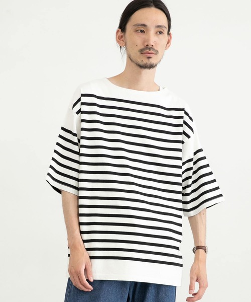 URBAN RESEARCH（アーバンリサーチ）の「リラックスボートネックボーダーショートスリーブ（Tシャツ/カットソー・メンズ・ブルー系その他/ブラック系その他/ホワイト系その他・LARGE/MEDIUM/SMALL）」の19枚目の写真