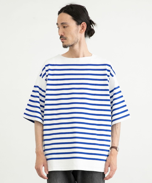 URBAN RESEARCH（アーバンリサーチ）の「リラックスボートネックボーダーショートスリーブ（Tシャツ/カットソー・メンズ・ブルー系その他/ブラック系その他/ホワイト系その他・LARGE/MEDIUM/SMALL）」の5枚目の写真