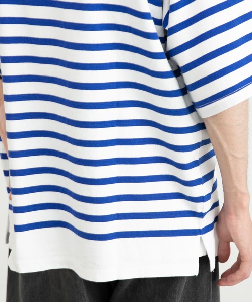 URBAN RESEARCH（アーバンリサーチ）の「リラックスボートネックボーダーショートスリーブ（Tシャツ/カットソー・メンズ・ブルー系その他/ブラック系その他/ホワイト系その他・LARGE/MEDIUM/SMALL）」の10枚目の写真