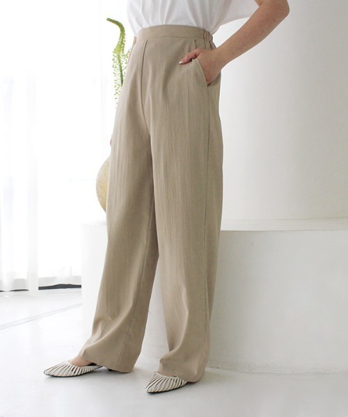 MODE ROBE（モードローブ）の「ストレートワイドパンツ（その他パンツ・レディース・ブラック/ベージュ/アイボリー・FREE）」の3枚目の写真