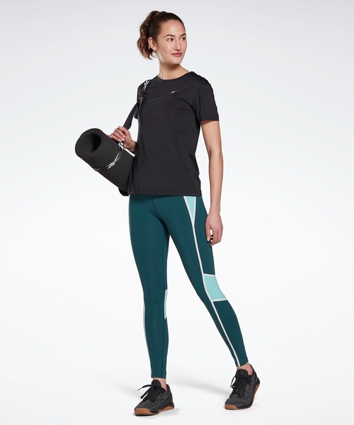 Reebok（リーボック）の「アクティブチル アスレチック Tシャツ / Activchill Athletic T-Shirt（Tシャツ/カットソー・レディース・ブラック・X-LARGE/SMALL/MEDIUM/LARGE/X-SMALL）」の5枚目の写真