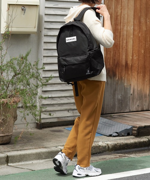 KANGOL（カンゴール）の「【KANGOL】定番デイパック　KGSA-BG00195（バックパック/リュック・メンズ・ブラック/ベージュ/グレー・FREE）」の9枚目の写真