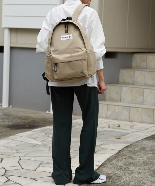 KANGOL（カンゴール）の「【KANGOL】定番デイパック　KGSA-BG00195（バックパック/リュック・メンズ・ブラック/ベージュ/グレー・FREE）」の5枚目の写真