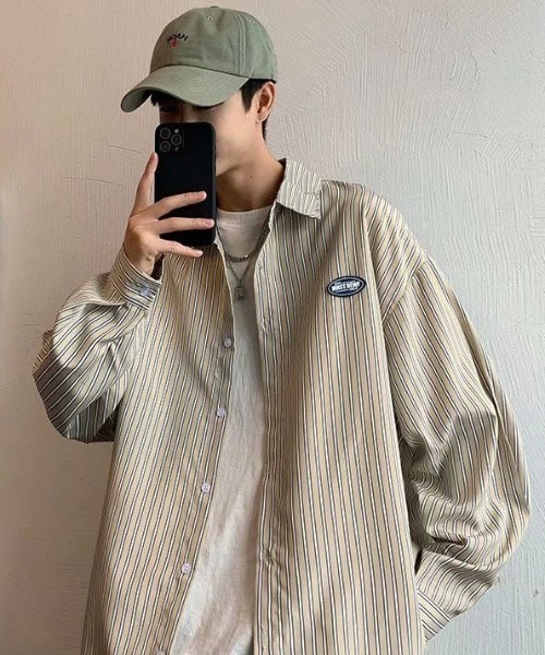 Mayree（メイリー）の「【MayreeMEN'S】ワンポイント シンプルストライプシャツ（シャツ/ブラウス・メンズ・ベージュ/グレー/ブルー/グリーン・MEDIUM/LARGE/X-LARGE）」の3枚目の写真