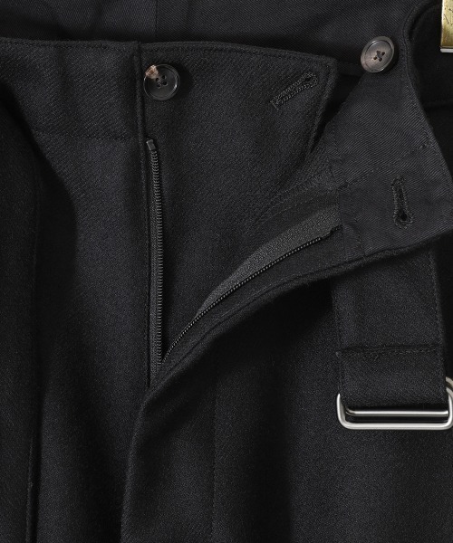 marka（マーカ）の「marka / マーカ：BELTED PANTS - 2/48 wool flannel -：M22D-06PT01C[COR]（スラックス・メンズ・ブラック・1/2/3）」の10枚目の写真