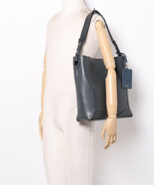 Samantha Thavasa（サマンサタバサ）の「パスケース付き ワンショルダーバッグ（ショルダーバッグ・レディース・キャメル/ダークグレー/ブラック・FREE）」の21枚目の写真