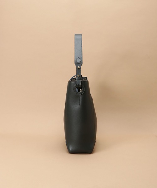 Samantha Thavasa（サマンサタバサ）の「パスケース付き ワンショルダーバッグ（ショルダーバッグ・レディース・キャメル/ダークグレー/ブラック・FREE）」の4枚目の写真