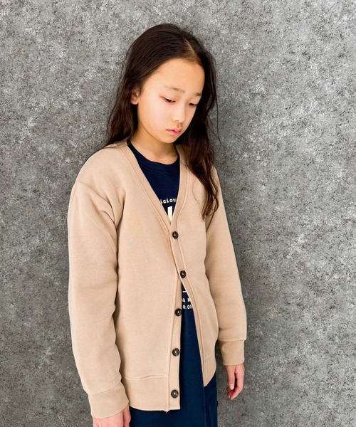 THE CASUAL（カジュアル）の「裏起毛　無地カーディガン（カーディガン/ボレロ・キッズ・ブラック/ブラウン/グレイッシュベージュ/ヘザーチャコール/キャメル/ダークグリーン/杢グレー/チャコール/ベージュ/ネイビー・140cm/160cm/120cm/110cm/130cm/150cm）」の6枚目の写真