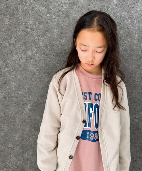 THE CASUAL（カジュアル）の「裏起毛　無地カーディガン（カーディガン/ボレロ・キッズ・ブラック/ブラウン/グレイッシュベージュ/ヘザーチャコール/キャメル/ダークグリーン/杢グレー/チャコール/ベージュ/ネイビー・140cm/160cm/120cm/110cm/130cm/150cm）」の7枚目の写真