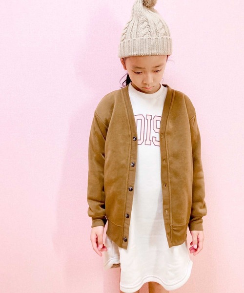 THE CASUAL（カジュアル）の「裏起毛　無地カーディガン（カーディガン/ボレロ・キッズ・ブラック/ブラウン/グレイッシュベージュ/ヘザーチャコール/キャメル/ダークグリーン/杢グレー/チャコール/ベージュ/ネイビー・140cm/160cm/120cm/110cm/130cm/150cm）」の17枚目の写真