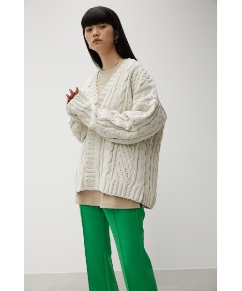 AZUL by moussy（アズールバイマウジー）の「CHENILLE CABLE CARDIGAN/シェニールケーブルカーディガン（カーディガン/ボレロ・メンズ・ブラック/ターコイズブルー/ベージュ/アイボリー/ブルー/グレー・FREE）」の2枚目の写真