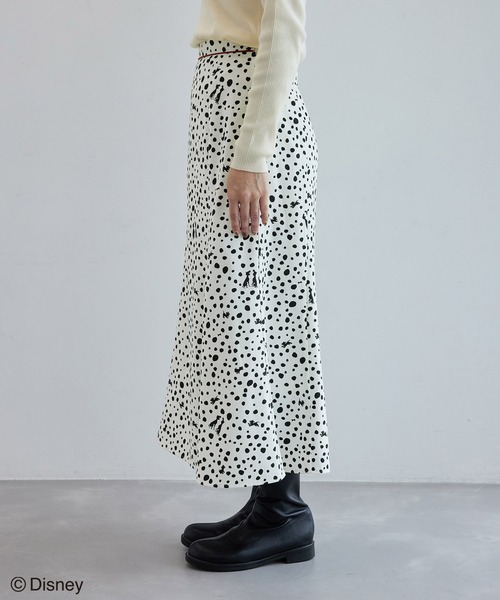 Disney（ディズニー）の「【101匹わんちゃん】リンクコーデ/ダルメシアン柄スカート（スカート・レディース・ホワイト・38）」の3枚目の写真
