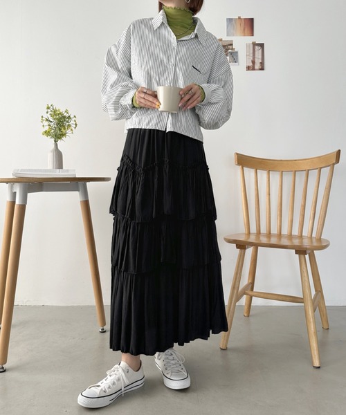 CLEA（クレア）の「ミニ刺繍ロゴショート丈ストライプシャツ（シャツ/ブラウス・レディース・ブルー/サックスブルー/ホワイト・FREE/M）」の8枚目の写真