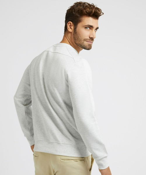 Guess（ゲス）の「Eco Logo Fleece（スウェット・メンズ・ブラック/ライトグレー/カーキ・MEDIUM/SMALL/LARGE/X-LARGE）」の4枚目の写真