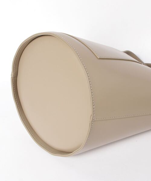 YAHKI（ヤーキ）の「[YAHKI/ヤーキ] Wフェイス バケツ型トートバッグ（トートバッグ・レディース・グレイッシュベージュ/ブラック・ONE SIZE）」の14枚目の写真