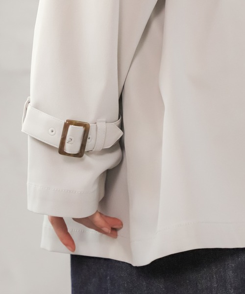 Honeys（ハニーズ）の「撥水加工ハーフ丈トレンチコート（トレンチコート・レディース・ベージュ/ピンク/アイボリー/グレイッシュベージュ・S/M/L/LL）」の20枚目の写真