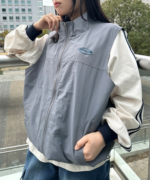 Snap club（スナップクラブ）の「【Snap club】サークル刺繍 ナイロンジップベスト（ベスト・メンズ・ブラック/ブルー/カモフラージュ/ネイビー系/パープル系/グレー/ベージュ・M/L）」の13枚目の写真