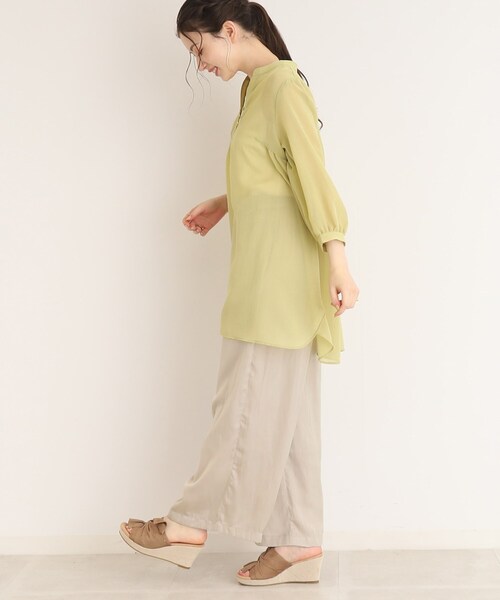 DRESKIP（ドレスキップ）の「◆ストンと落ちるシルエットが大人っぽい！サテン イージー ワイドパンツ（その他パンツ・レディース・ライトグレー/ベージュ系/レモンイエロー/ブラック系/カーキ/グレー系その他/オリーブ/ブルー系その他・02/03/04）」の21枚目の写真