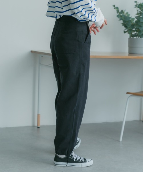 FORK&SPOON（フォークアンドスプーン）の「FORK&SPOON　ヘムドローベイカーパンツ（その他パンツ・レディース・カーキ/ネイビー・1/2）」の10枚目の写真