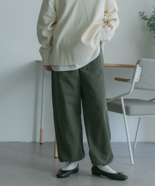 FORK&SPOON（フォークアンドスプーン）の「FORK&SPOON　ヘムドローベイカーパンツ（その他パンツ・レディース・カーキ/ネイビー・1/2）」の13枚目の写真