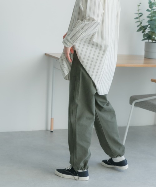 FORK&SPOON（フォークアンドスプーン）の「FORK&SPOON　ヘムドローベイカーパンツ（その他パンツ・レディース・カーキ/ネイビー・1/2）」の17枚目の写真