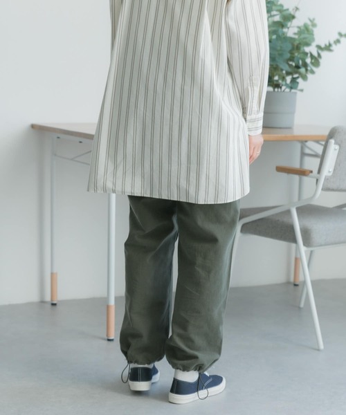 FORK&SPOON（フォークアンドスプーン）の「FORK&SPOON　ヘムドローベイカーパンツ（その他パンツ・レディース・カーキ/ネイビー・1/2）」の18枚目の写真