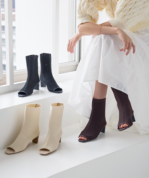 KOBE LETTUCE（コウベレタス）の「オープントゥニットブーツ（ブーツ・レディース・ブラウン/ホワイト系/ブラック・L/LL/M/S）」の4枚目の写真