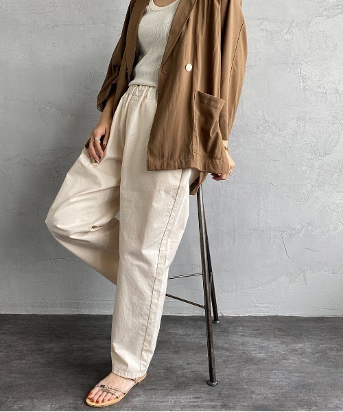 Lee（リー）の「【WEB限定】[LEE/リー] FLeeasy イージーパンツ（その他パンツ・レディース・カーキ/ナチュラル/インディゴブルー/ライトインディゴブルー/オリーブ/ネイビー/ブラック/ベージュ・F）」の4枚目の写真